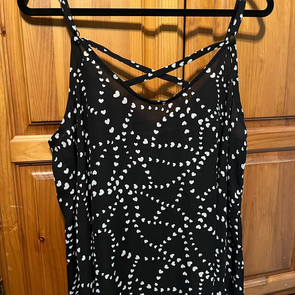 5/$20 Spaghetti strap light weight blouse - Picture 2 of 2